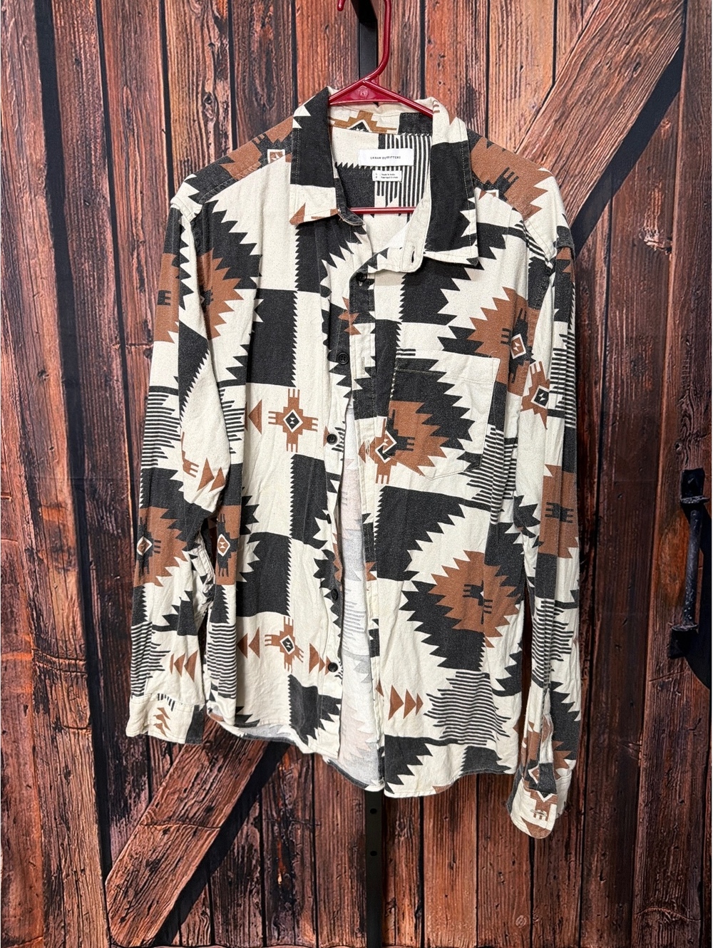 Urban Outfitters Geometric Pattern Button-Up Shirt Size Large